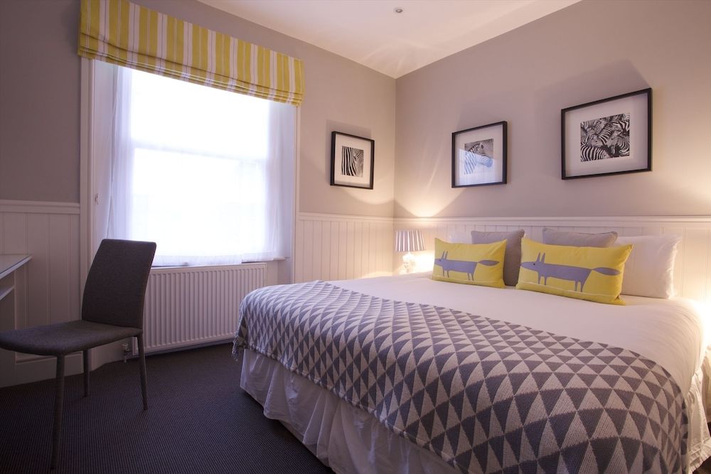 Georgian House Hotel Comfy Double or Twin Room 10