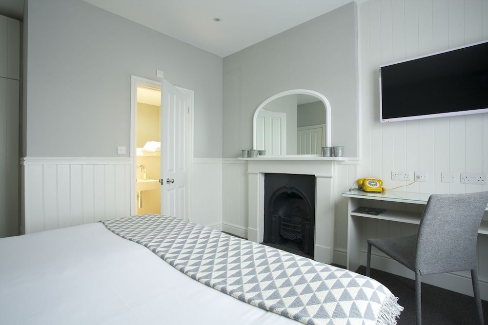 Georgian House Hotel Comfy Double or Twin Room 4