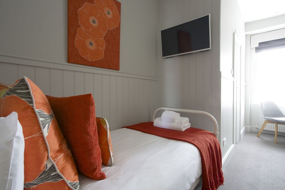 undefined Georgian House Hotel 10