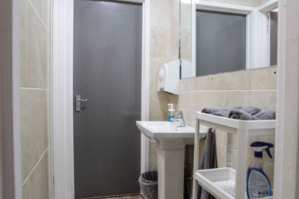 undefined Onefam Waterloo 18-36 years old 9