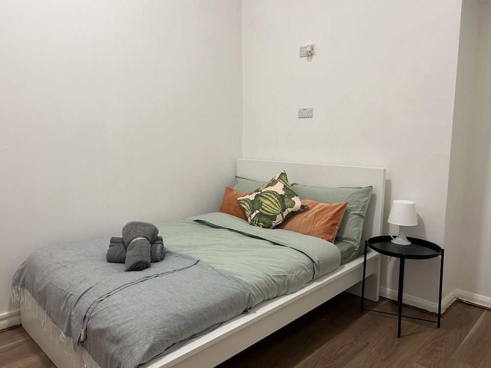 Onefam Waterloo 18-36 years old Standard Double Room