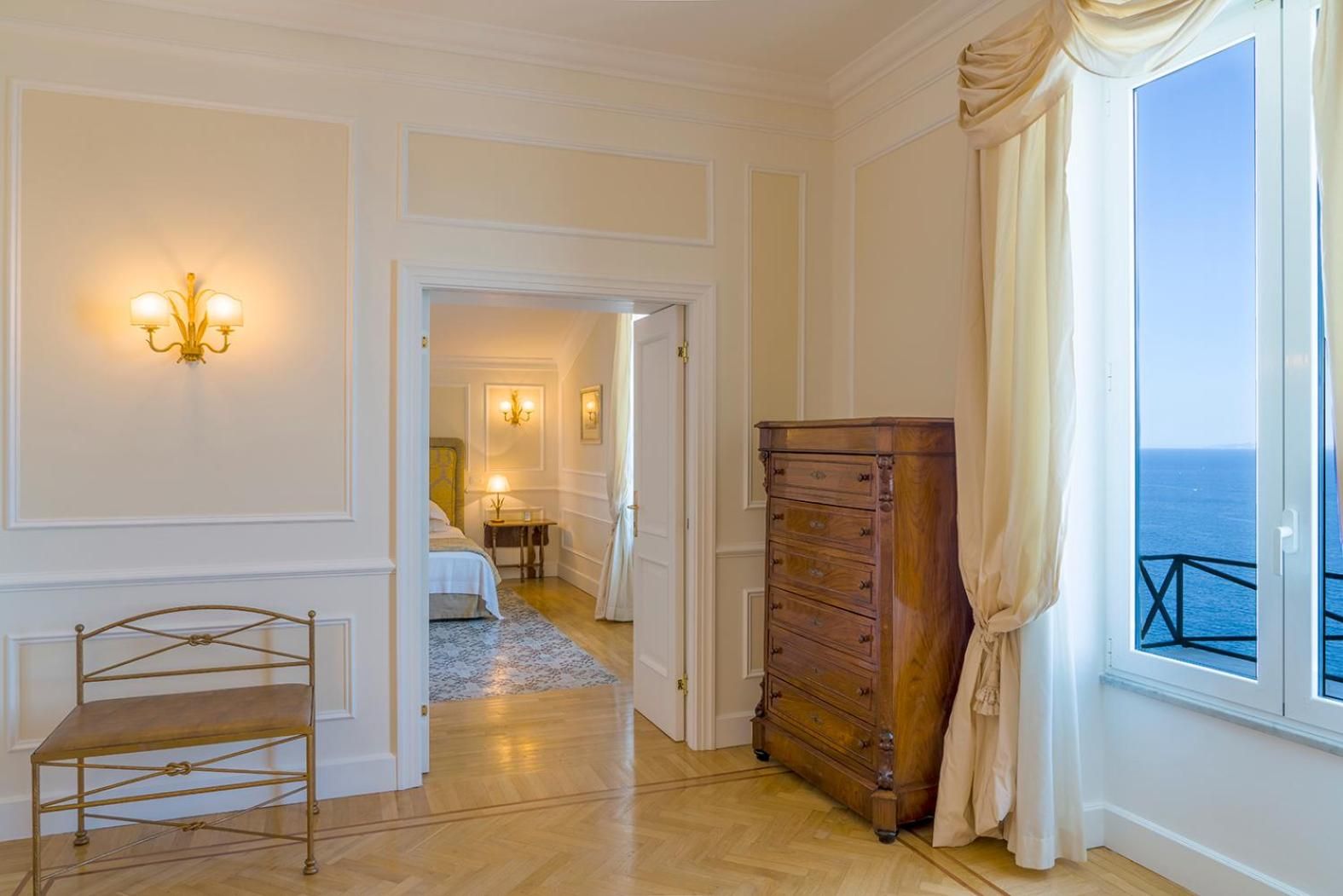 undefined Grand Hotel Excelsior Vittoria 10