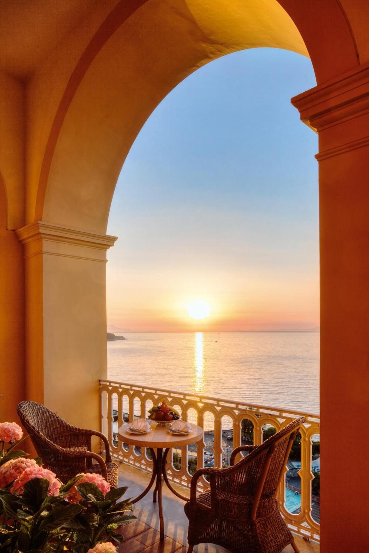 Deluxe Double Room with Sea View