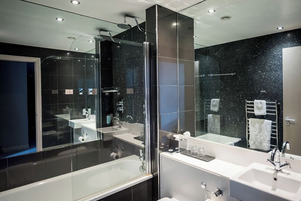 Townhouse Hotel Manchester Classic Room, 1 Double Bed 9