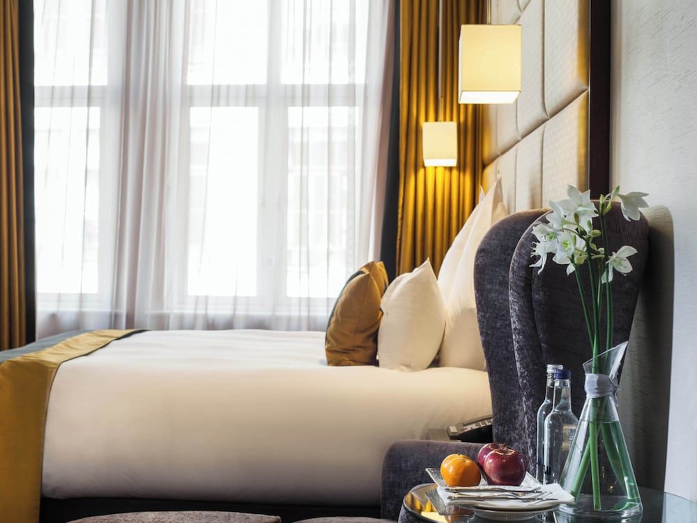 Montcalm Piccadilly Townhouse, London West End Economy Double Room 2