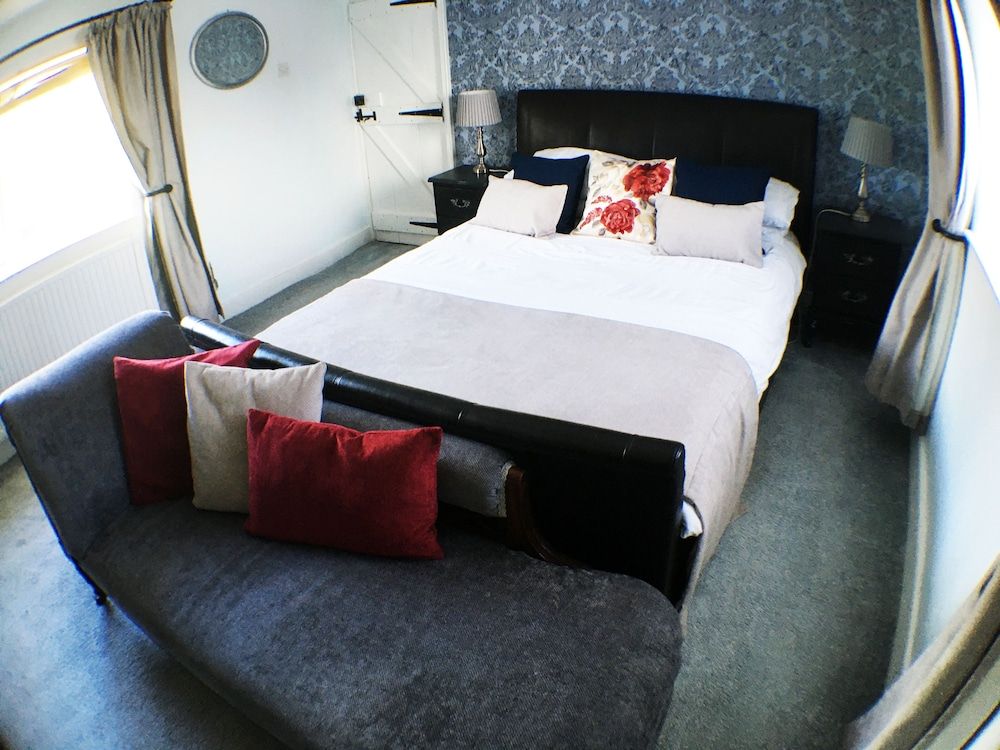 Hillside Bed & Breakfast Family Suite 3