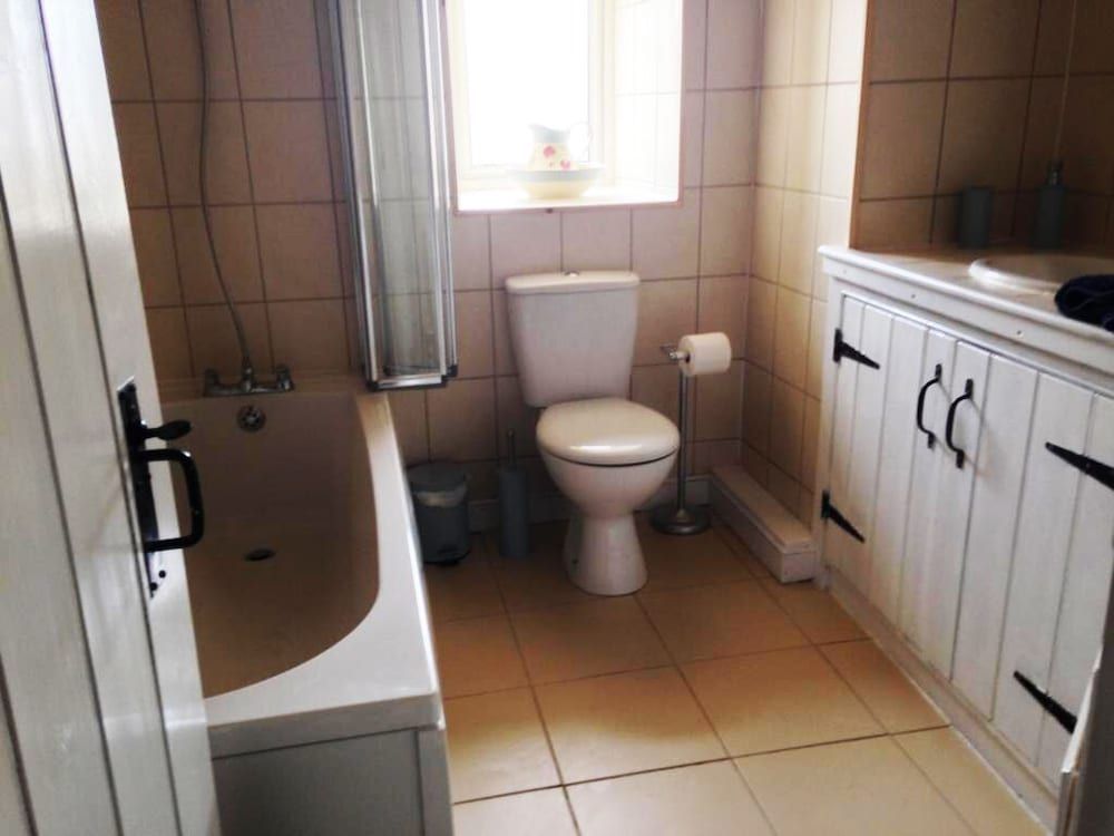 Hillside Bed & Breakfast Family Suite 7