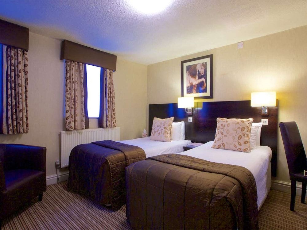 Liverpool Inn Hotel, Sure Hotel Collection by Best Western Standard Room, 2 Twin Beds, Non Smoking 6