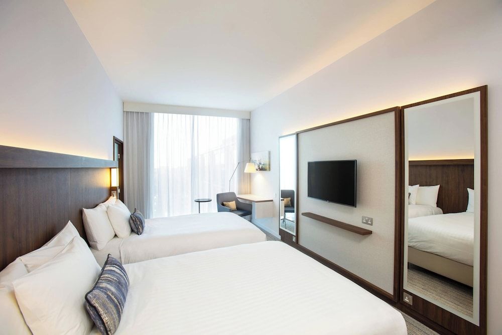 undefined Courtyard by Marriott Edinburgh West 10