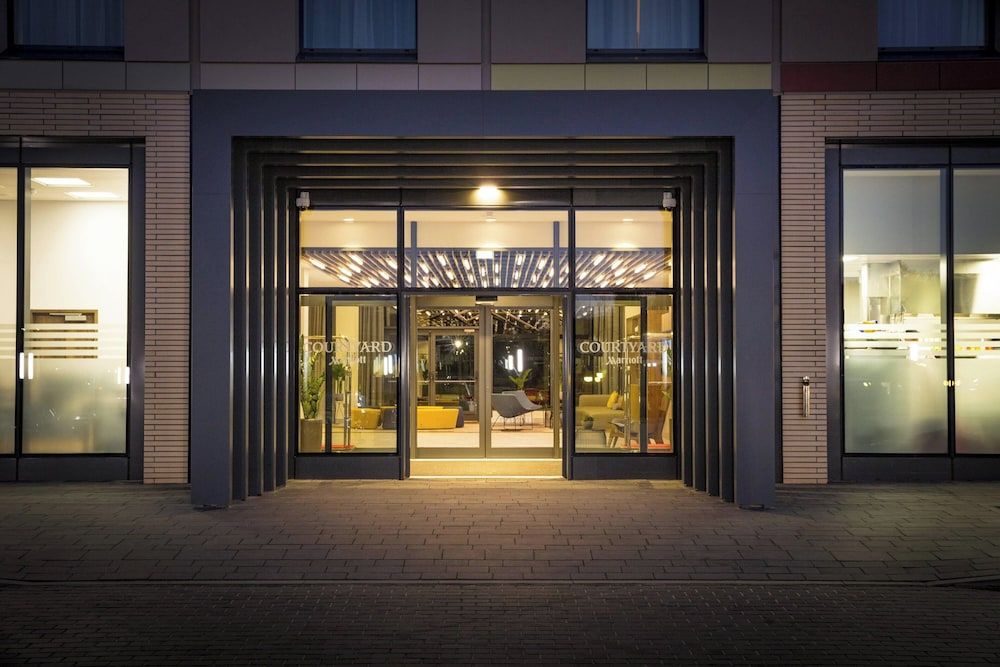 undefined Courtyard by Marriott Edinburgh West 6
