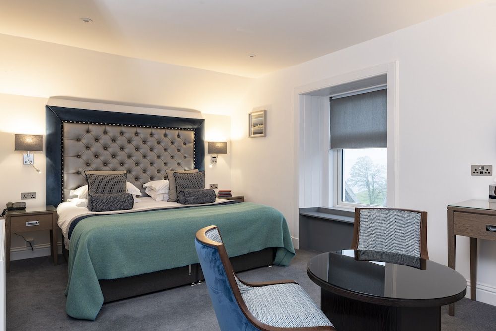 Skeabost House Hotel Deluxe Room