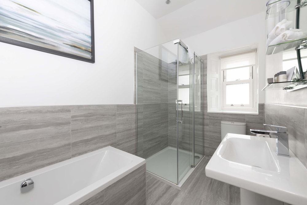 Skeabost House Hotel Standard Room 4