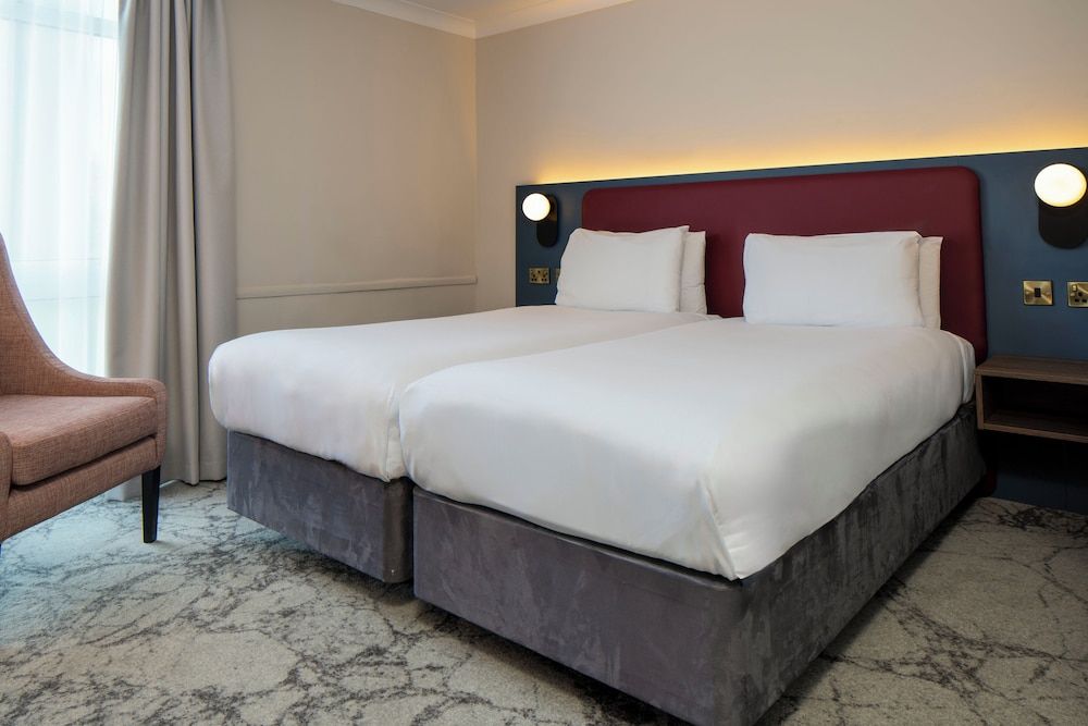 London Croydon Aerodrome Hotel, BW Signature Collection Executive Room, 2 Twin Beds, Non Smoking 2