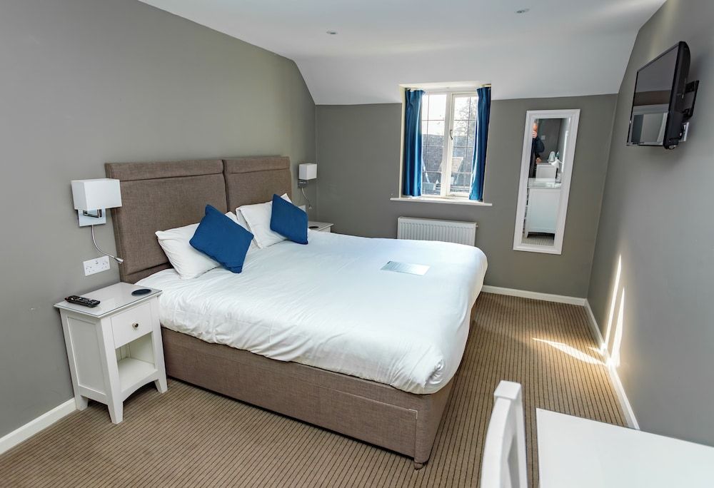 The Thatch Inn Family Quadruple Room