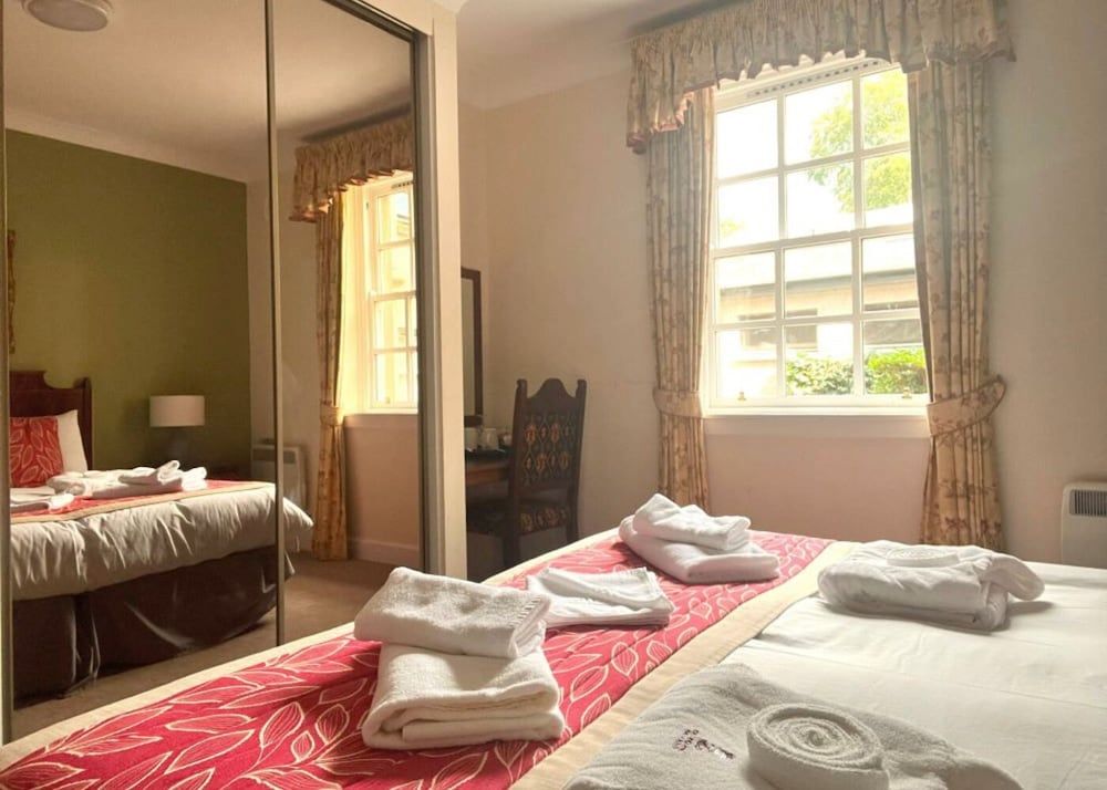 Standard Double or Twin Room, 1 Double or 2 Twin Beds, Non Smoking, Pets Allowed