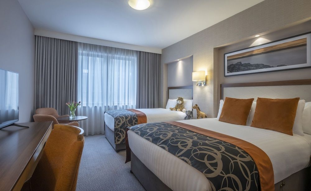 undefined Clayton Hotel Belfast City 7