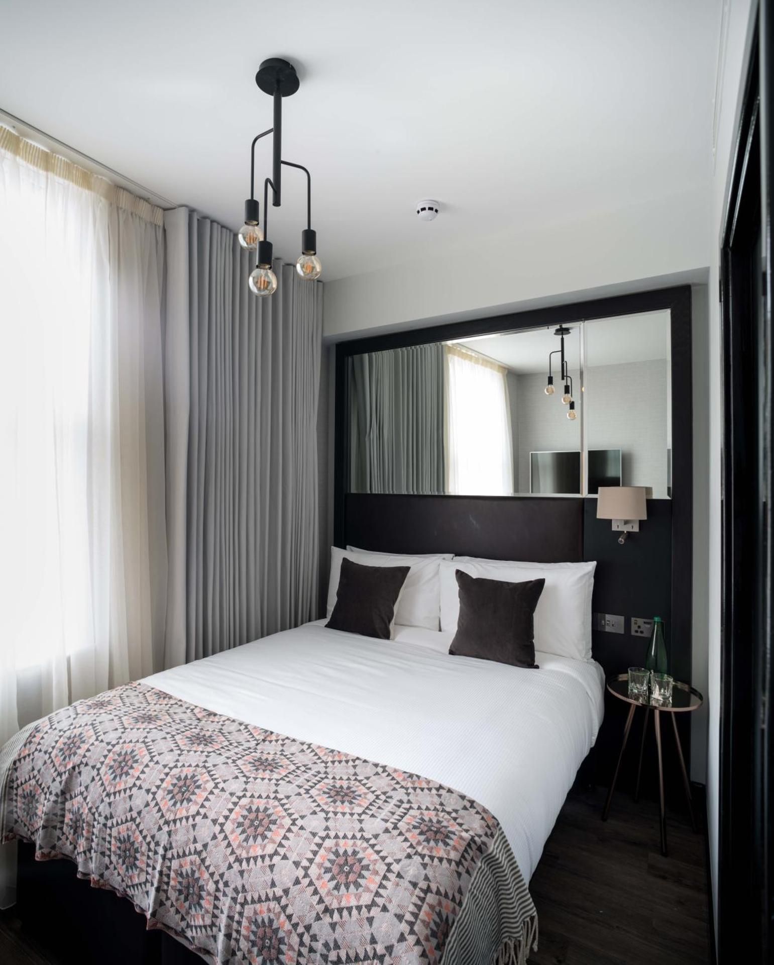 undefined Camden Enterprise Hotel & Pub 8