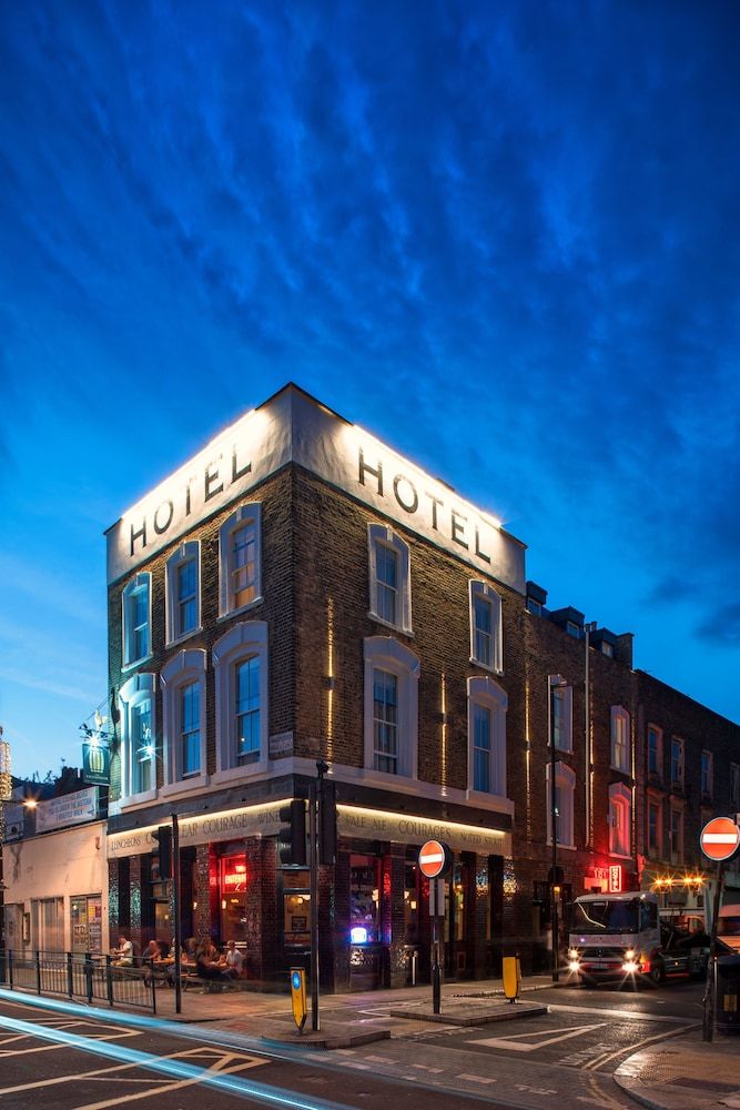 undefined Camden Enterprise Hotel & Pub 2