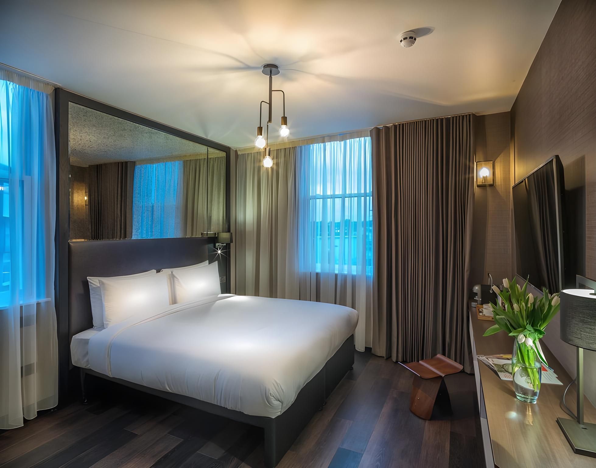 Ferdinand Street Deluxe Double