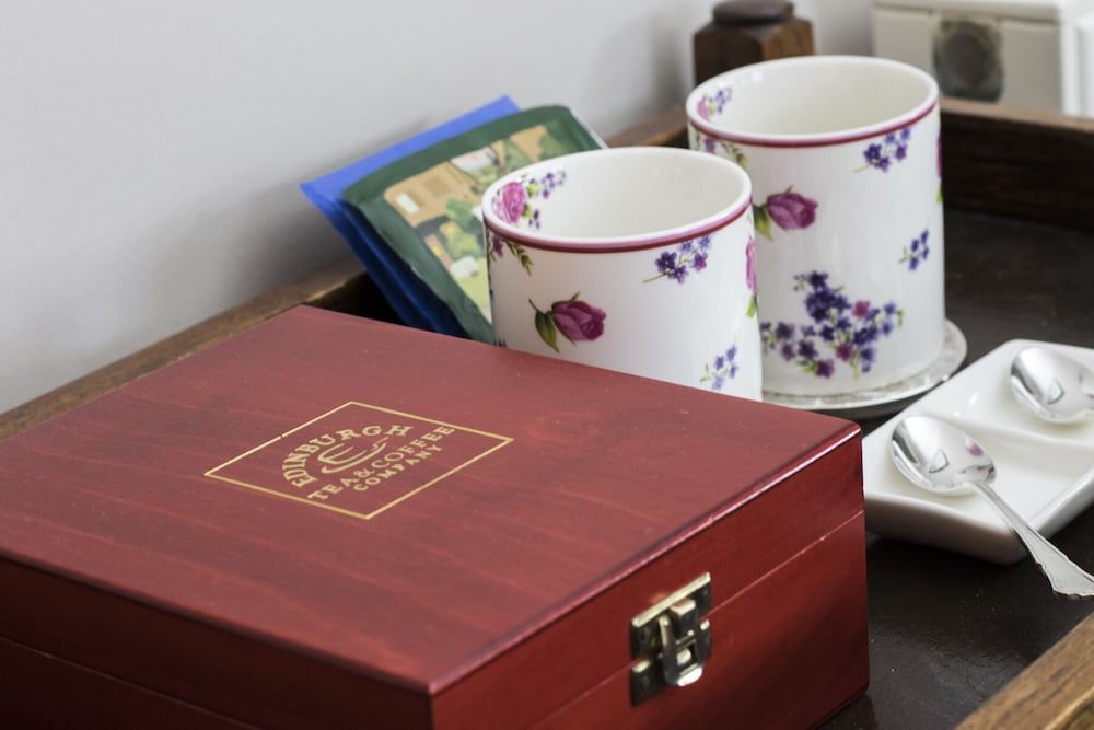 Glenegedale House Double Room, Courtyard View 6