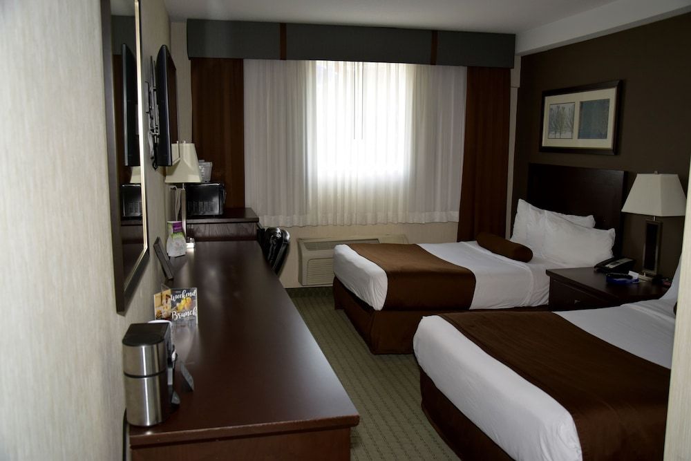 Coast Lethbridge Hotel & Conference Centre Comfort Double Room, 2 Double Beds (Coast Two Doubles) 2