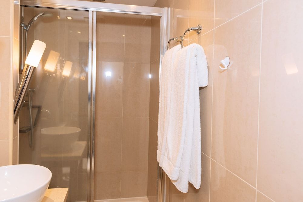 The Premier Notting Hill Deluxe Room 18