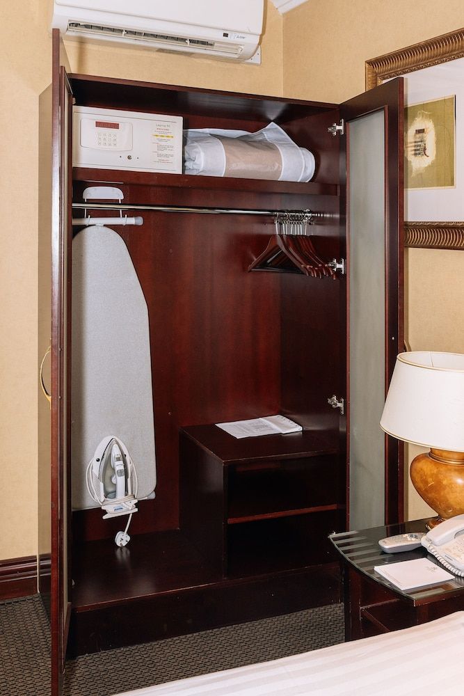 The Premier Notting Hill Deluxe Room 6