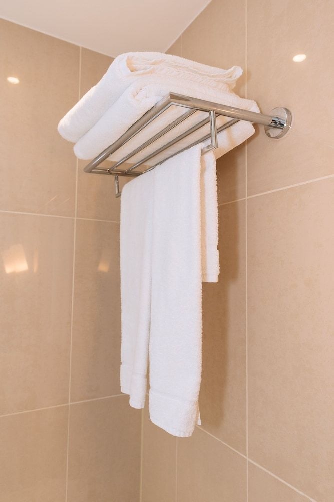 The Premier Notting Hill Deluxe Room 8