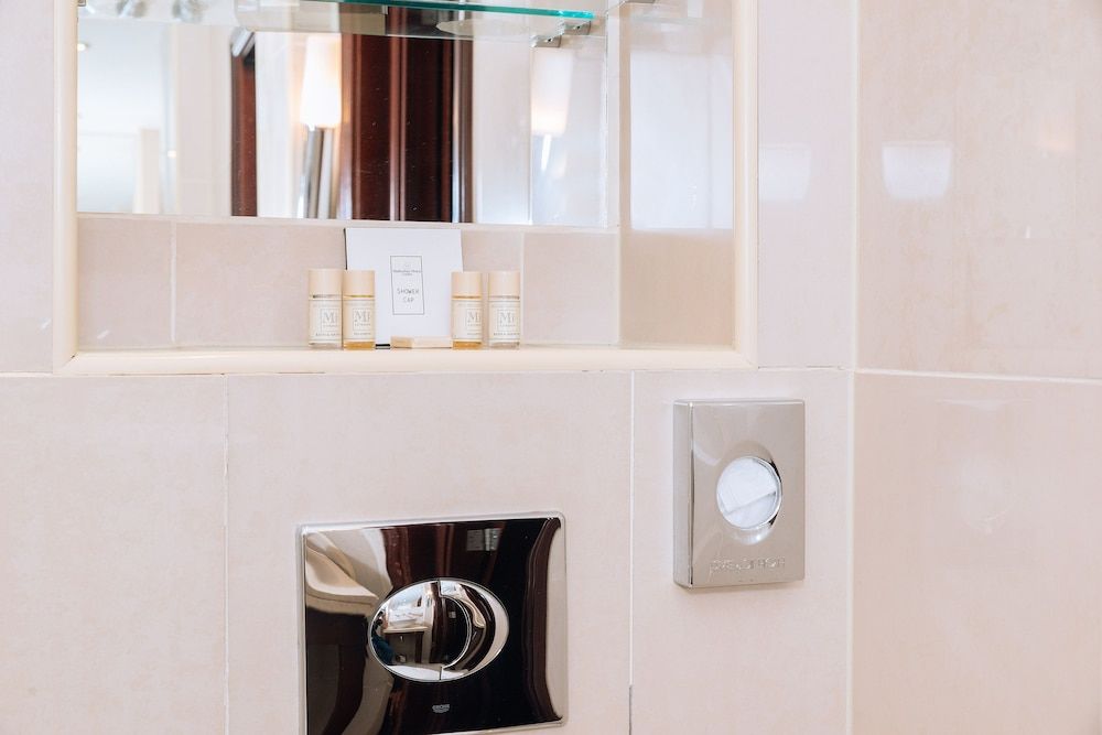 The Premier Notting Hill Deluxe Room 20