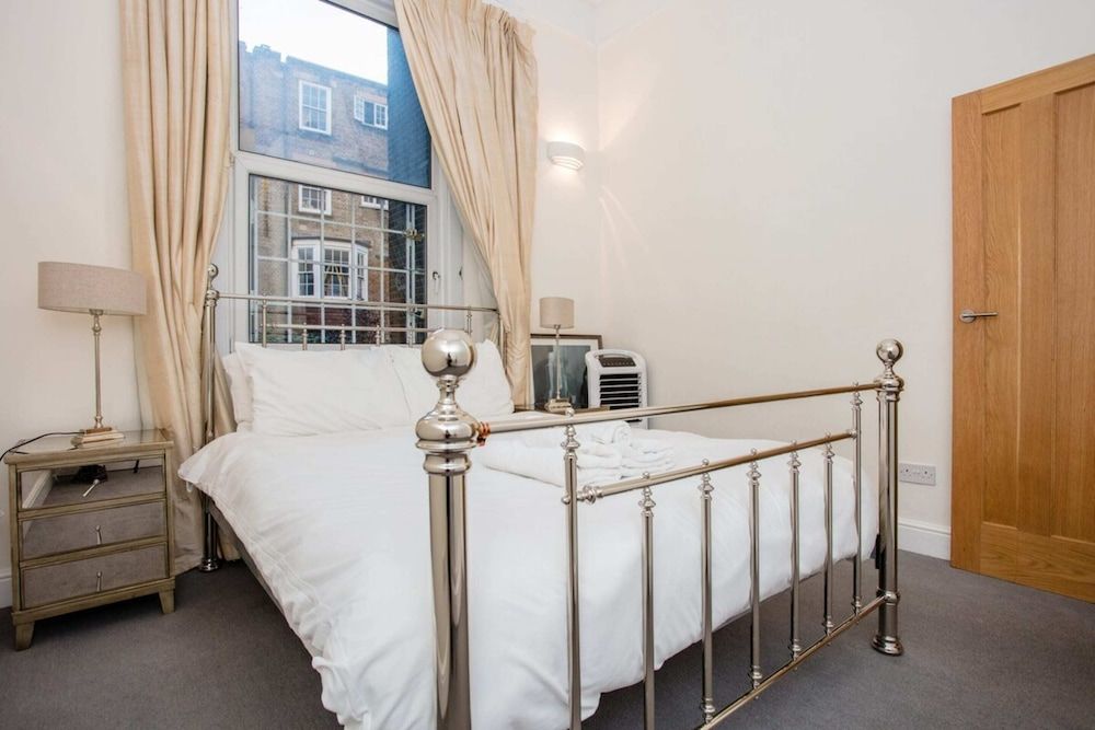 undefined Cozy 1 Bedroom Apartment near Harrods, Knightsbridge 7