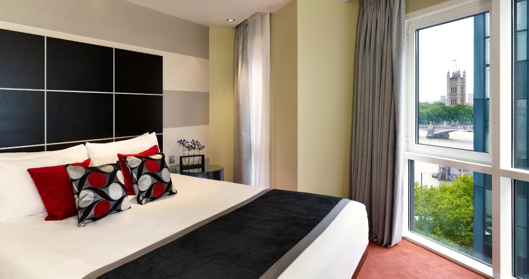 undefined Park Plaza London Riverbank 5