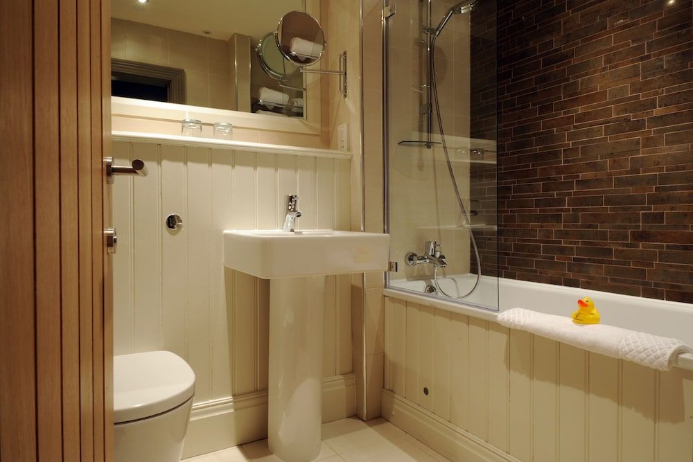 Velvet Hotel Manchester, WorldHotels Crafted Classic Room, 1 King Bed, Non Smoking 13