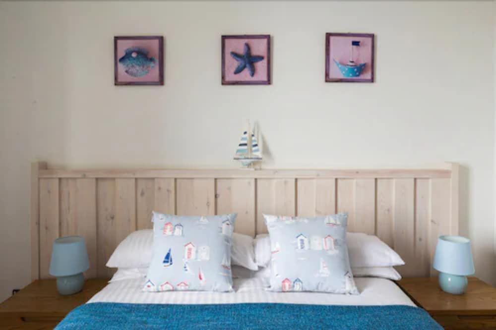 The Beach Hotel Standard Double Room 4