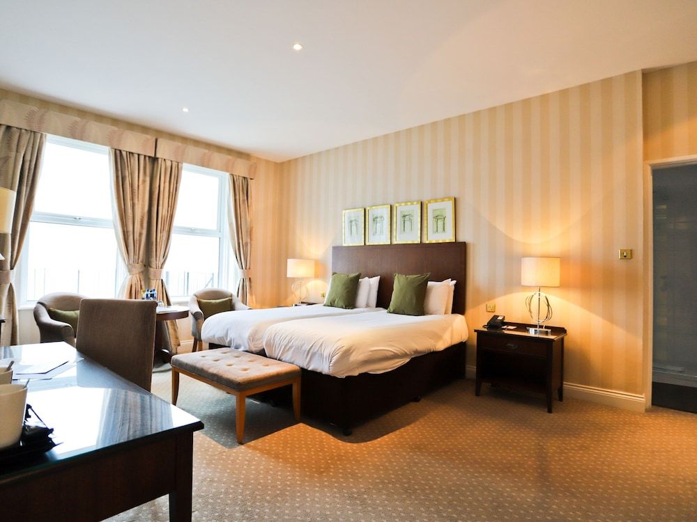 Bournemouth Carlton Hotel, BW Signature Collection Superior Room, 1 Double Bed, Non Smoking, Sea View 3