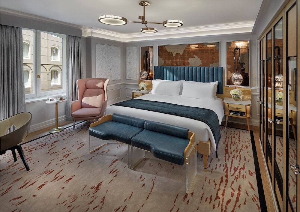 Mandarin Oriental Hyde Park, London Superior Suite 2