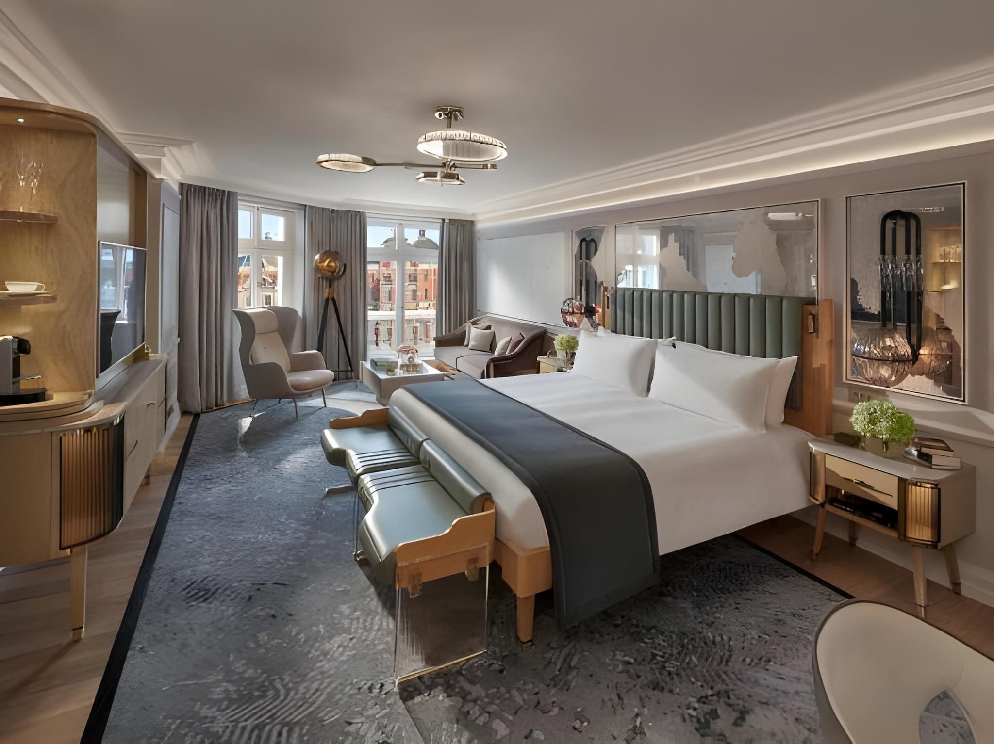 Hyde Park Junior Suite