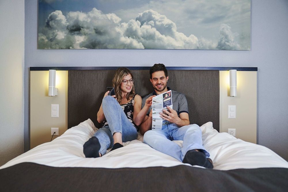 Bristol Hotel Small Budget Double Room 2