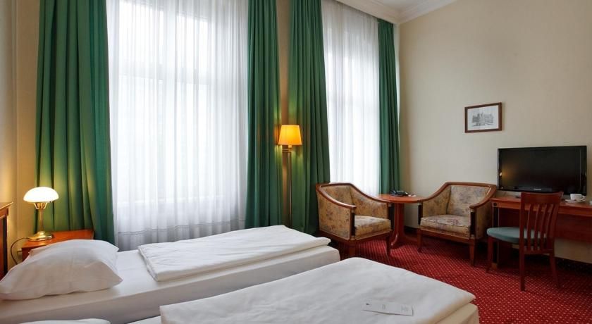 undefined acom Hotel Berlin Kurfürstendamm 3