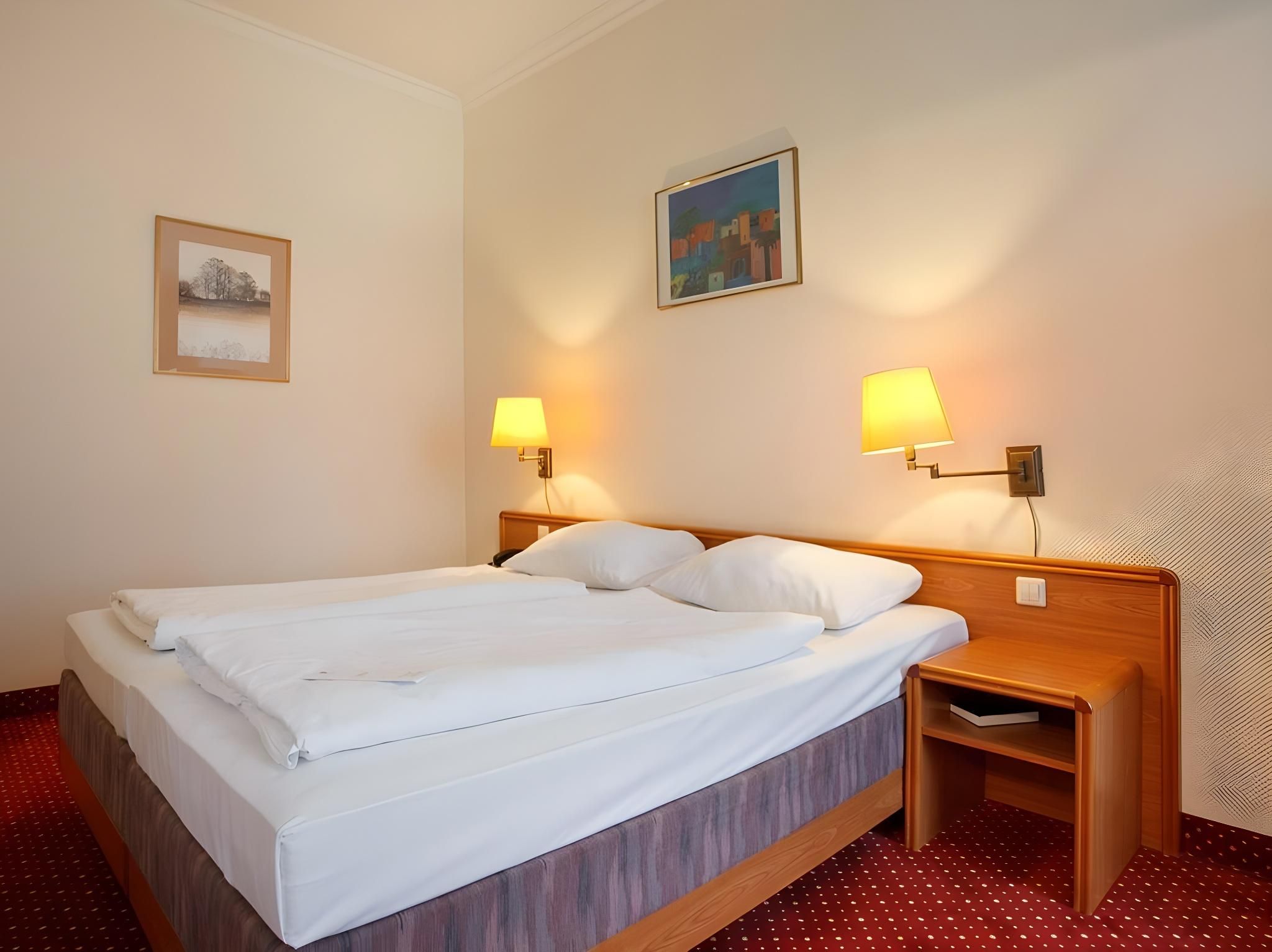 undefined acom-Hotel Berlin Kurfürstendamm 6