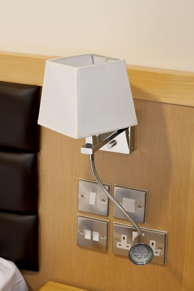 undefined Cromwell International Hotel 6