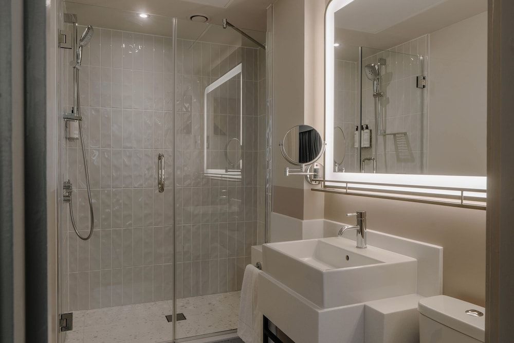 undefined Club Quarters Hotel London City 9