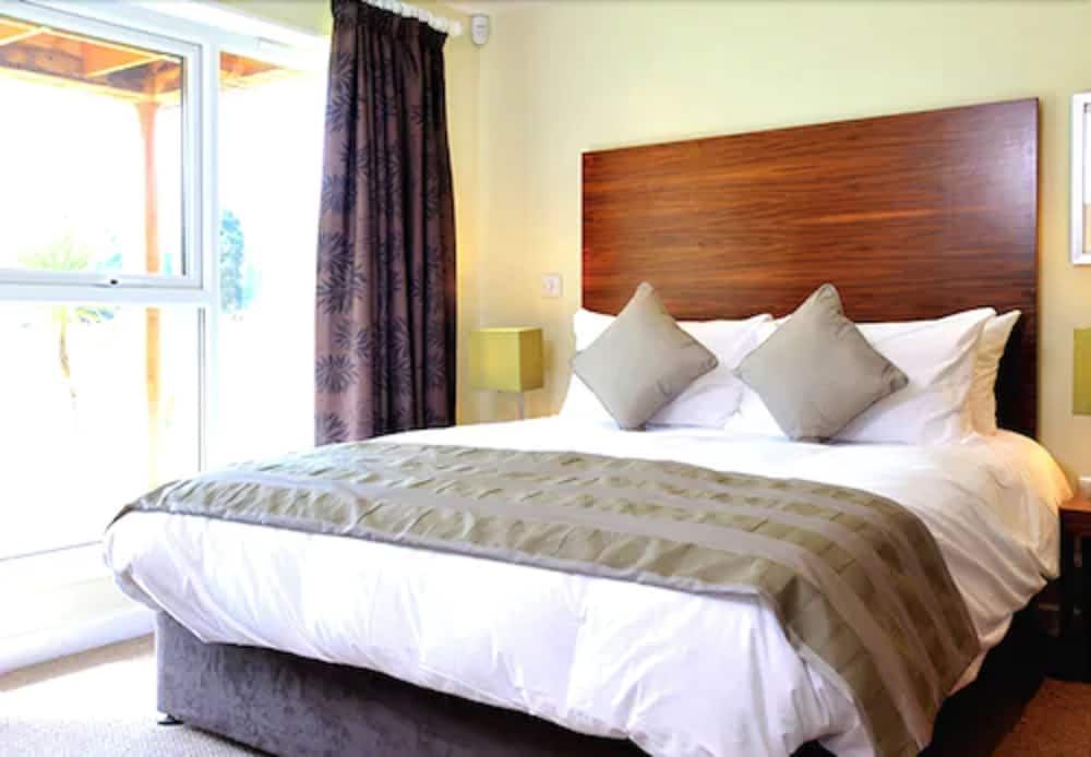 The Cornwall Hotel Spa & Estate Two-Bedroom Lodge 2