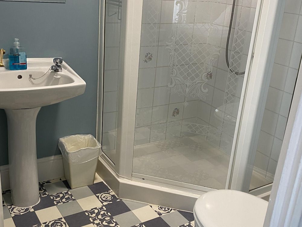 The Belmont Hotel Classic Double Room, Ensuite, Sea View (Room 16) 2