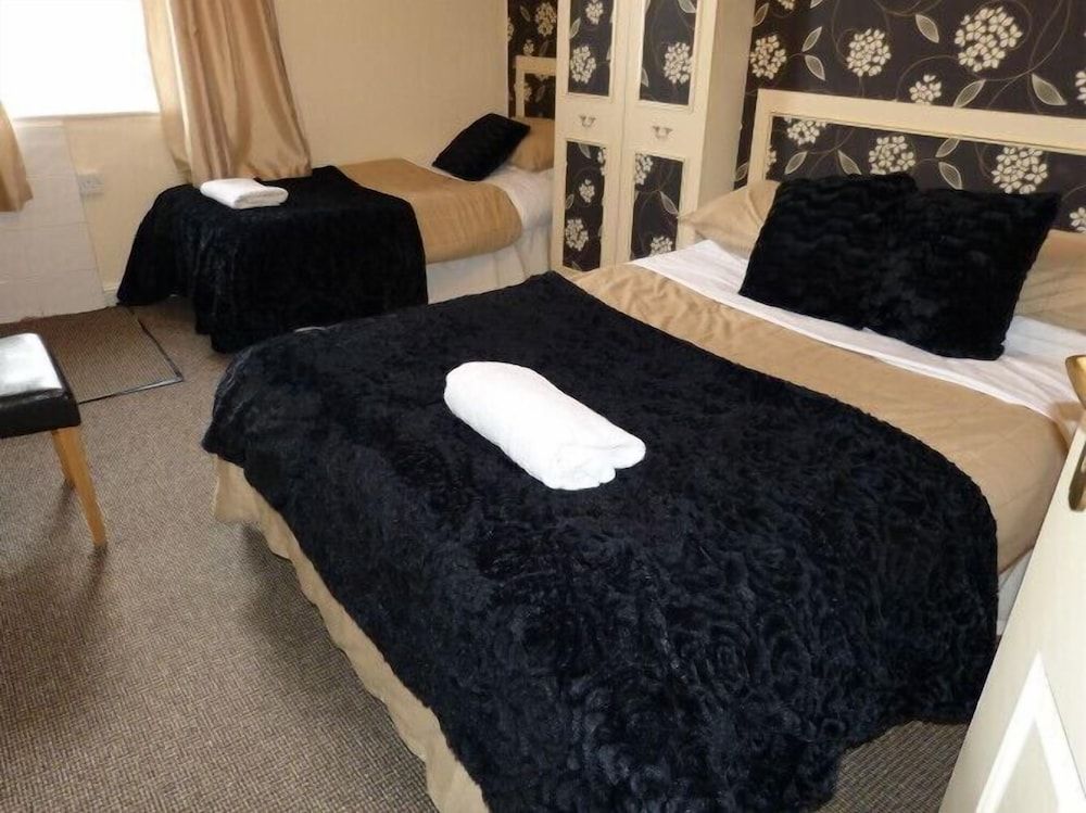 Family Room, 1 Bedroom