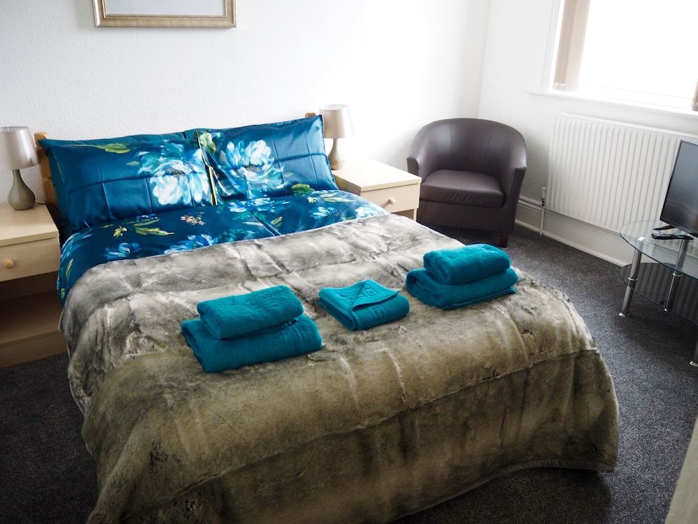 Double Room (Room 11)