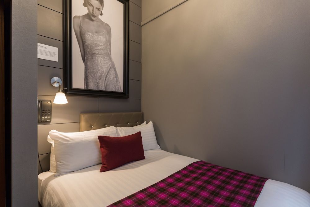 undefined Angel's Share Hotel 5