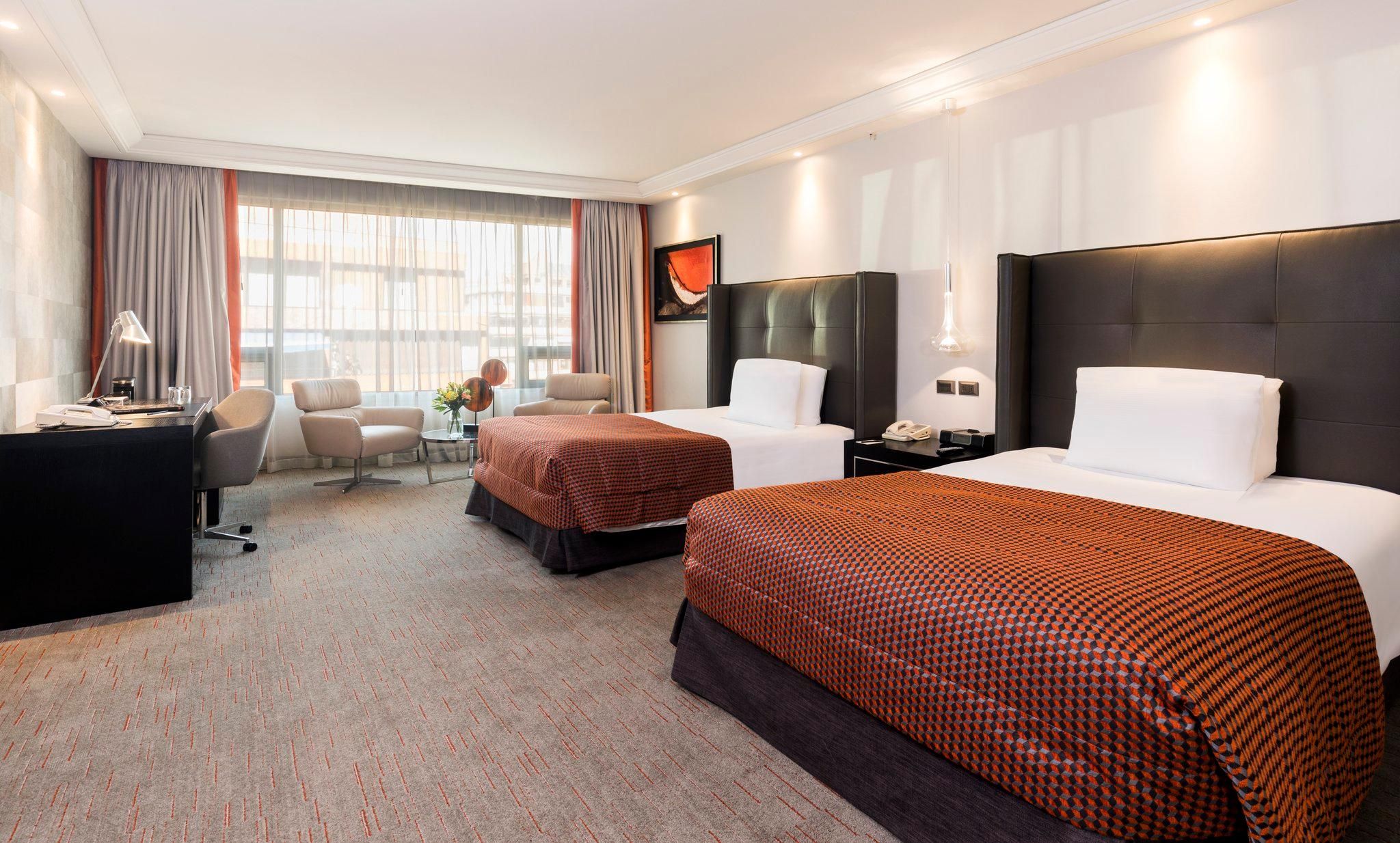 2 Double Premium Main Tower