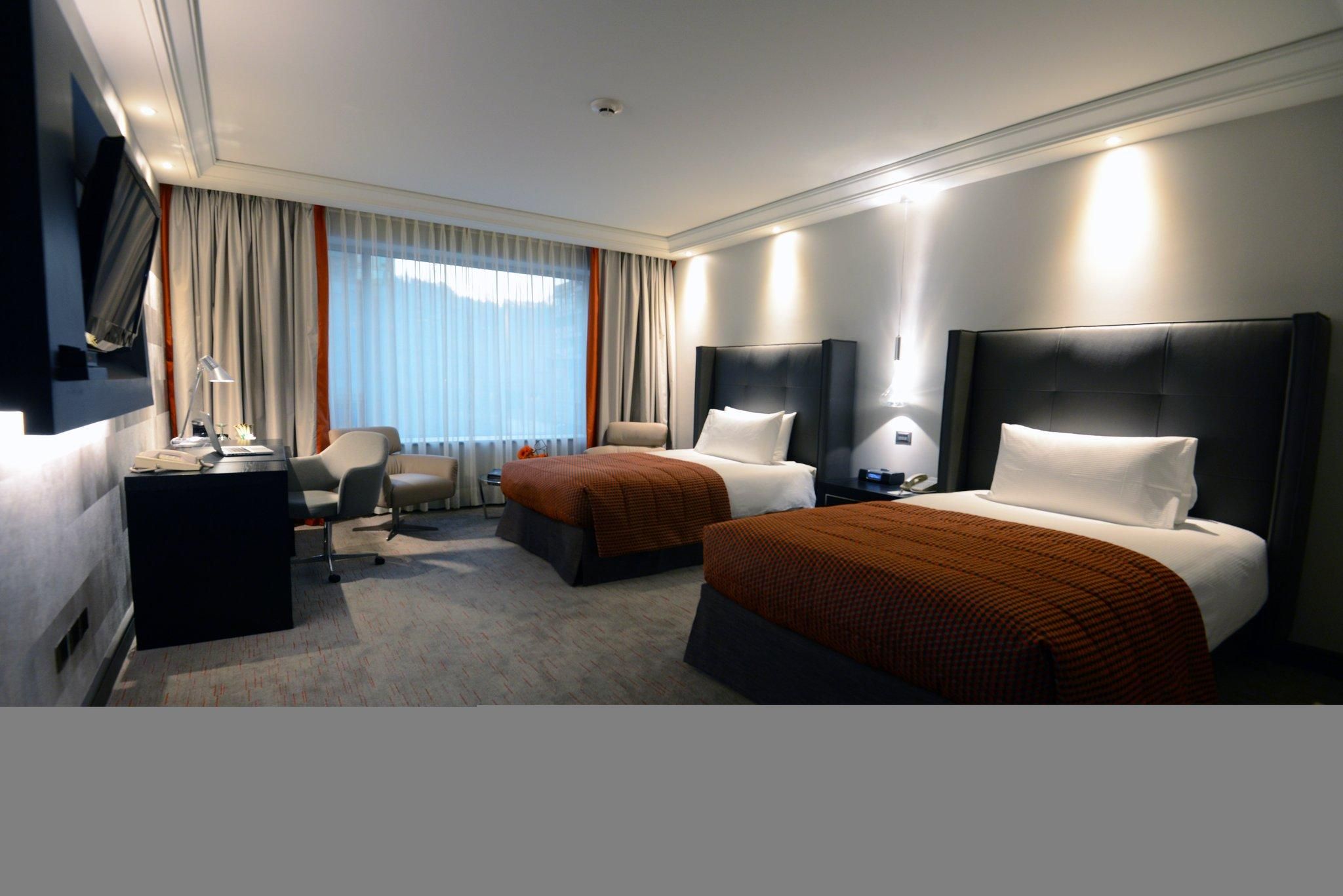 2 Double Premium Main Tower