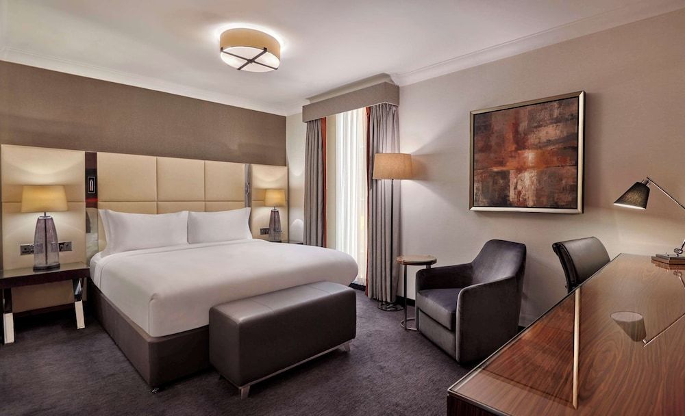 Hyatt Regency London Albert Embankment Room, 1 King Bed