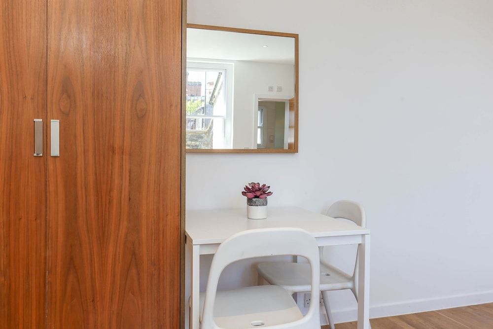 Russell Square Serviced Apartments by Concept Apartments Standard Studio Apartment 7